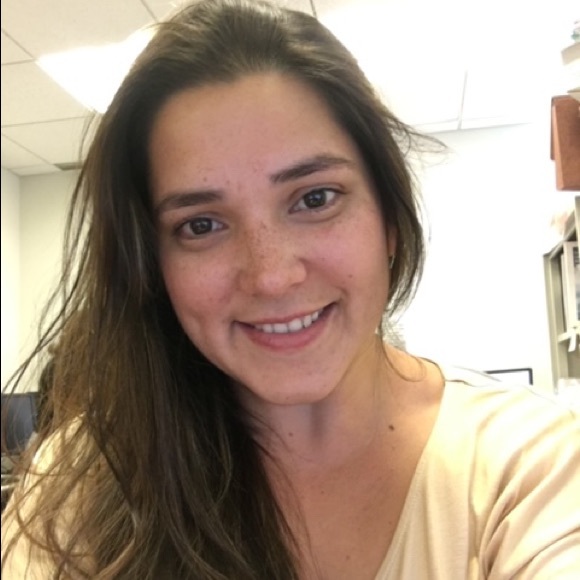 Meet your Posher, Xonia - Picture 1 of 1